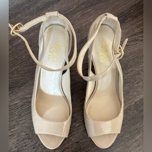 Franco Sarto beige/tope heels